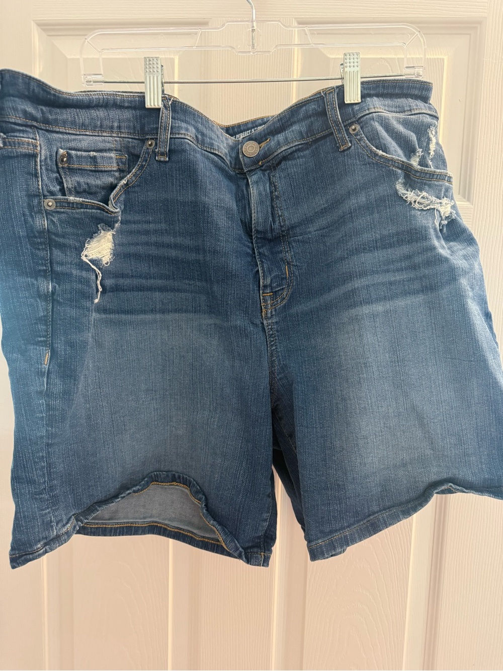 Torrid High-Rise 5” Denim Shorts – Size 20